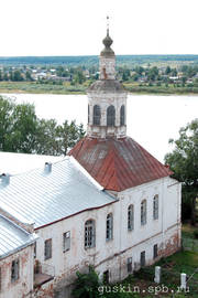 Veliky Ustyug. A view from the belfry of the Assumption Cathedral to the Saint Alexius сhurch.