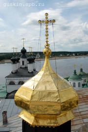 Veliky Ustyug. One of the cupolas of the Assumption Cathedral.